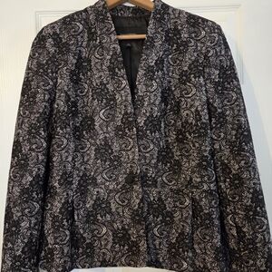 Banana Republic Elegant Black and White Blazer